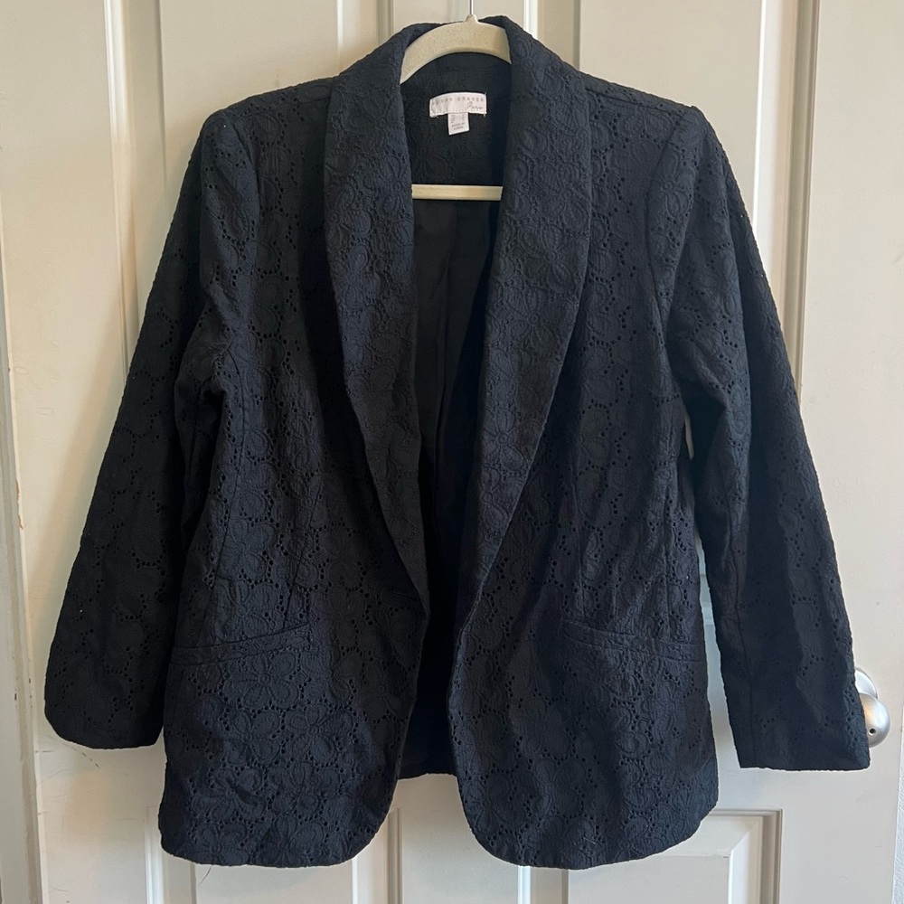 SUSAN GRAVER | PURE Cotton Eyelet Blazer - Picture 2 of 8